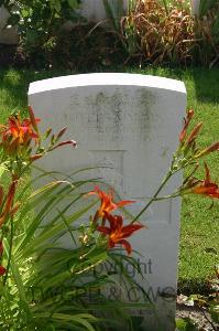 Dozinghem Military Cemetery - Coutts, John